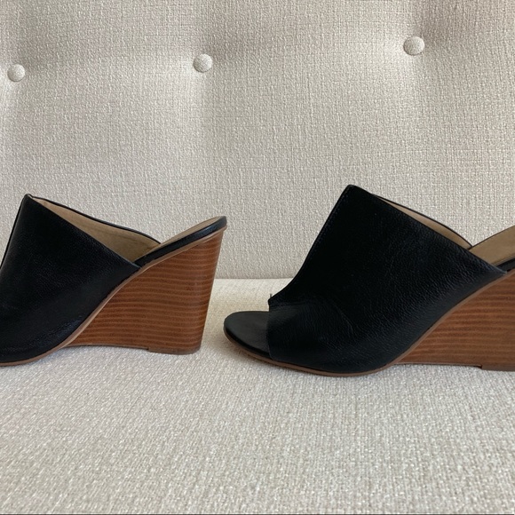 Black Leather Sandals - Picture 4 of 5